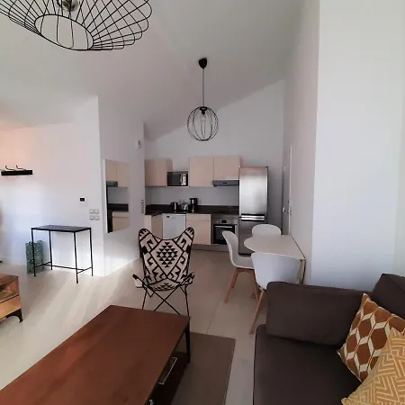 Appartement De Standing Au Coeur De Saint-Jean-De-Luz, A 200M De La Plage - Fr-1-239-595 Exterior foto