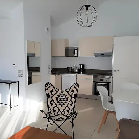 Appartement De Standing Au Coeur De Saint-Jean-De-Luz, A 200M De La Plage - Fr-1-239-595 Exterior foto